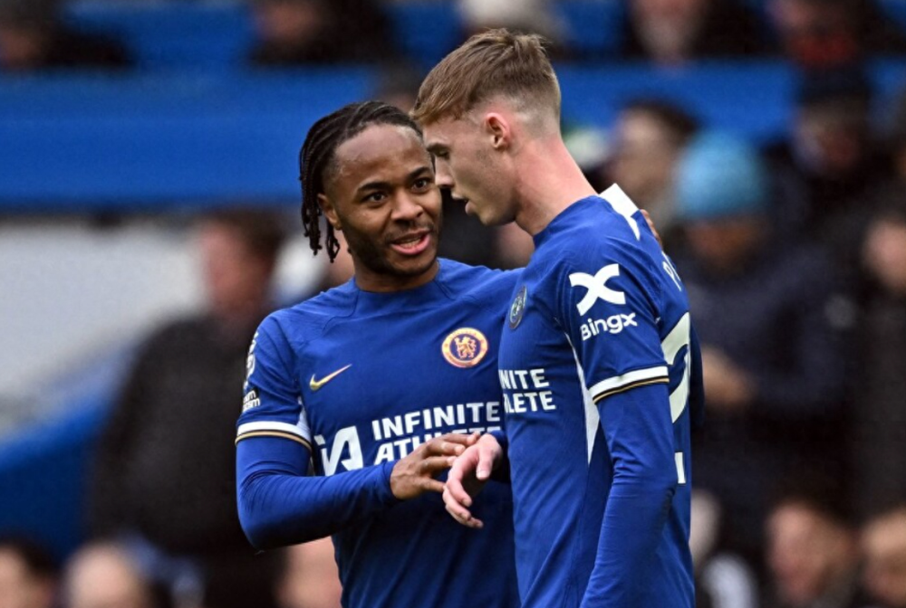  切尔西逆转富勒姆，斯特林造点又罚失  