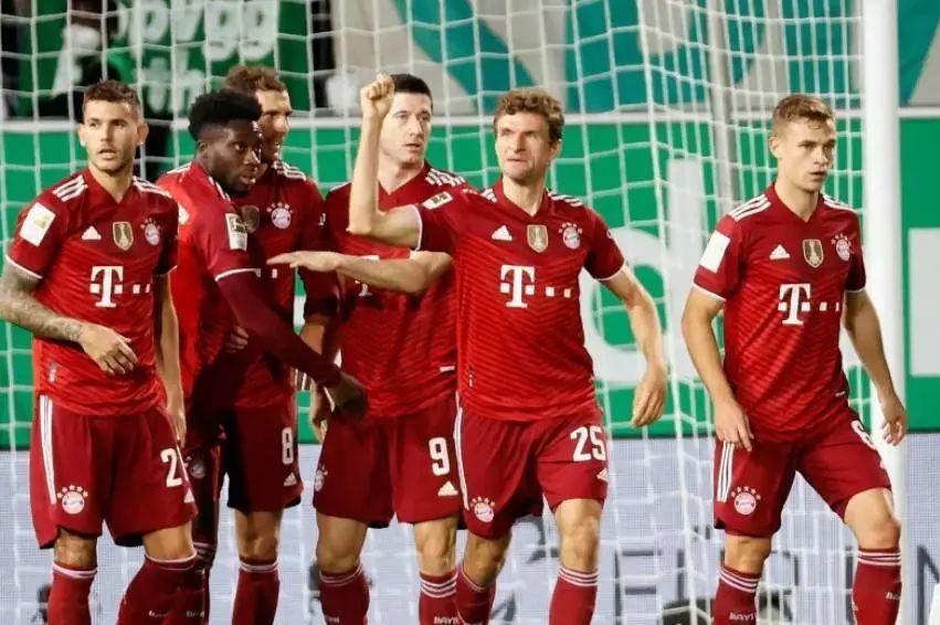  德甲首轮拜仁大胜揭幕战展现冠军相  