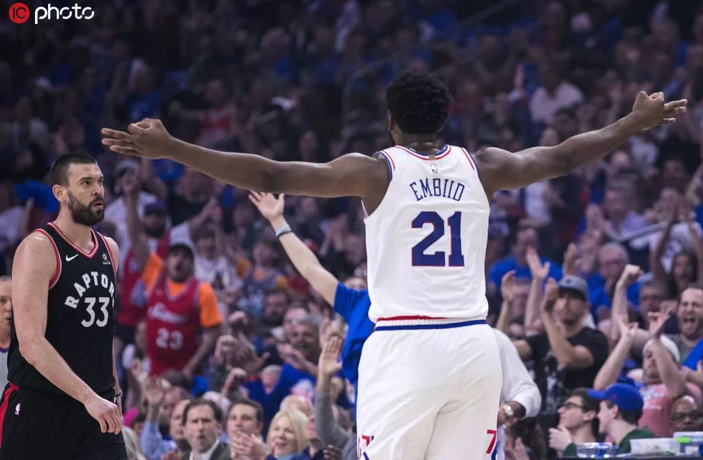  西亚卡姆全能表现，猛龙客场力克热火重返东部前三