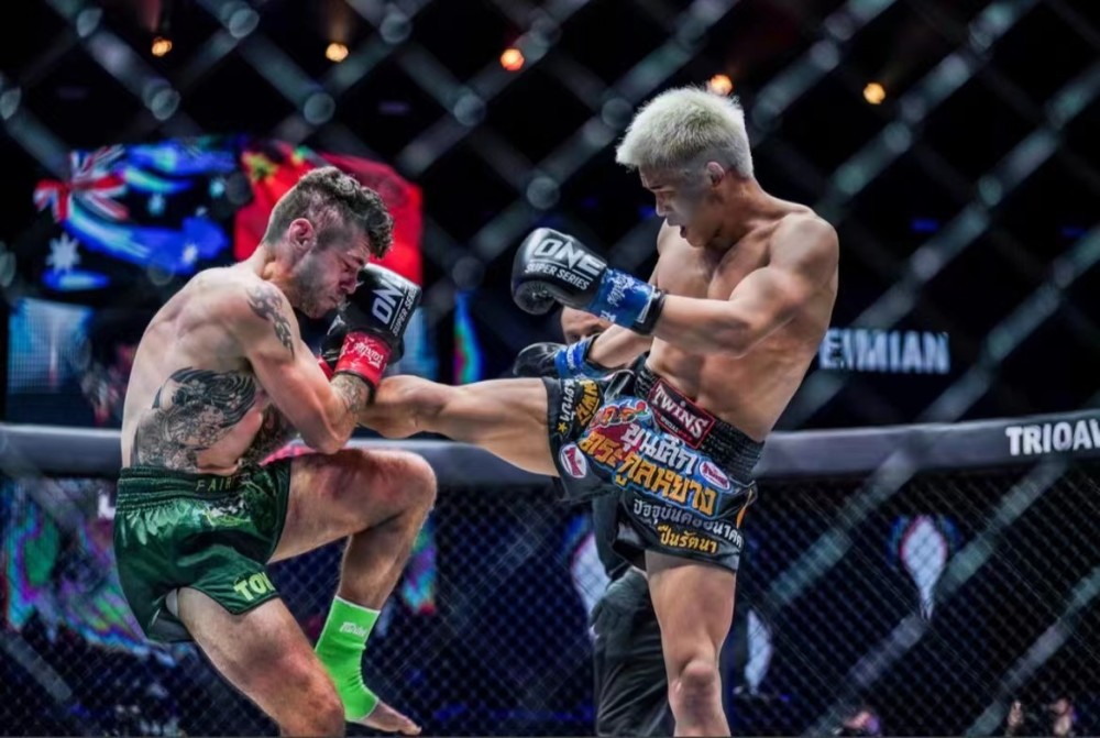  索肖青年军敢打敢拼，初生牛犊不怕虎展风采